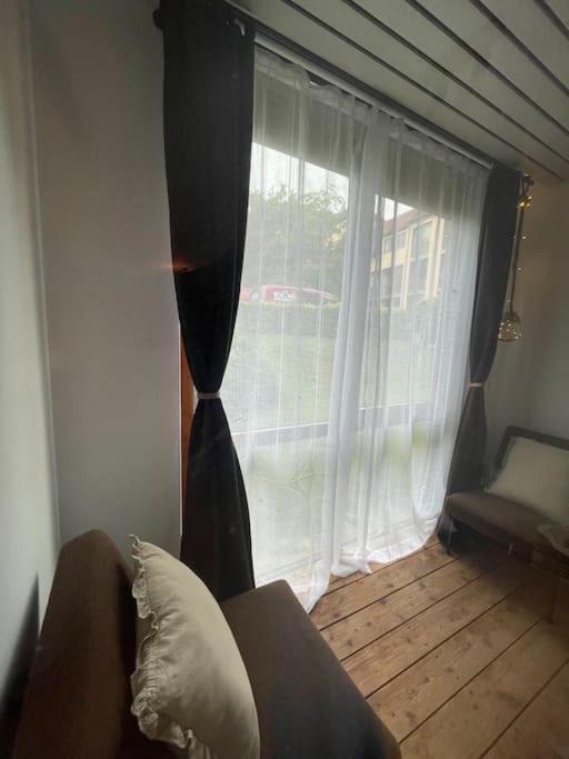 Apartment Mit Kuechenzeile, Stadtnah & Kostenlos Parken Passau Extérieur photo